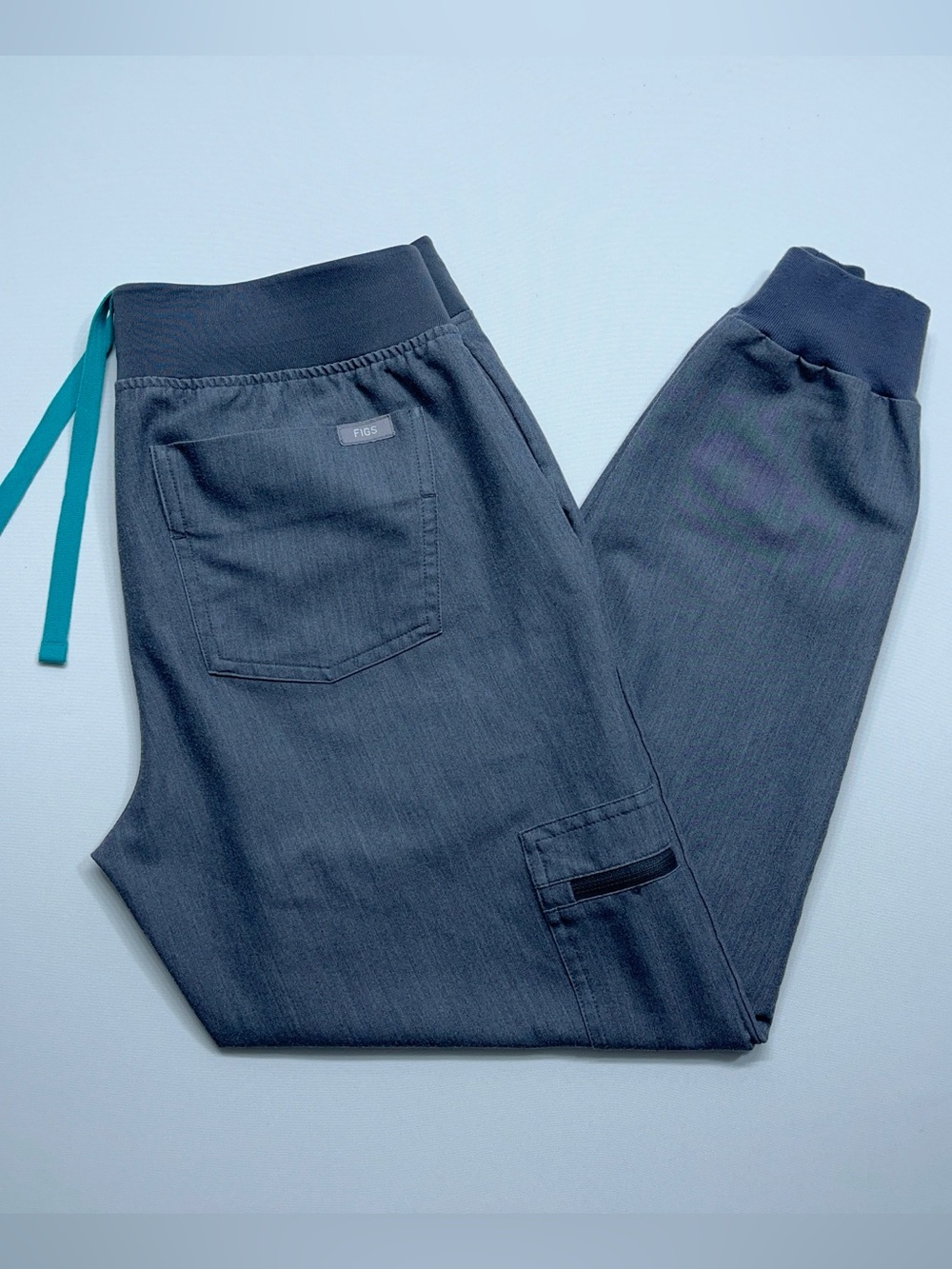 Figs Zamora Scrub Pants Womens Size XS Heather Gray Joggers 26”Inseam W18SW2005P